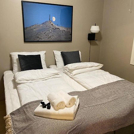 Big Central House, Free Parking, Wifi, 3 Bedrooms ナルヴィク エクステリア 写真