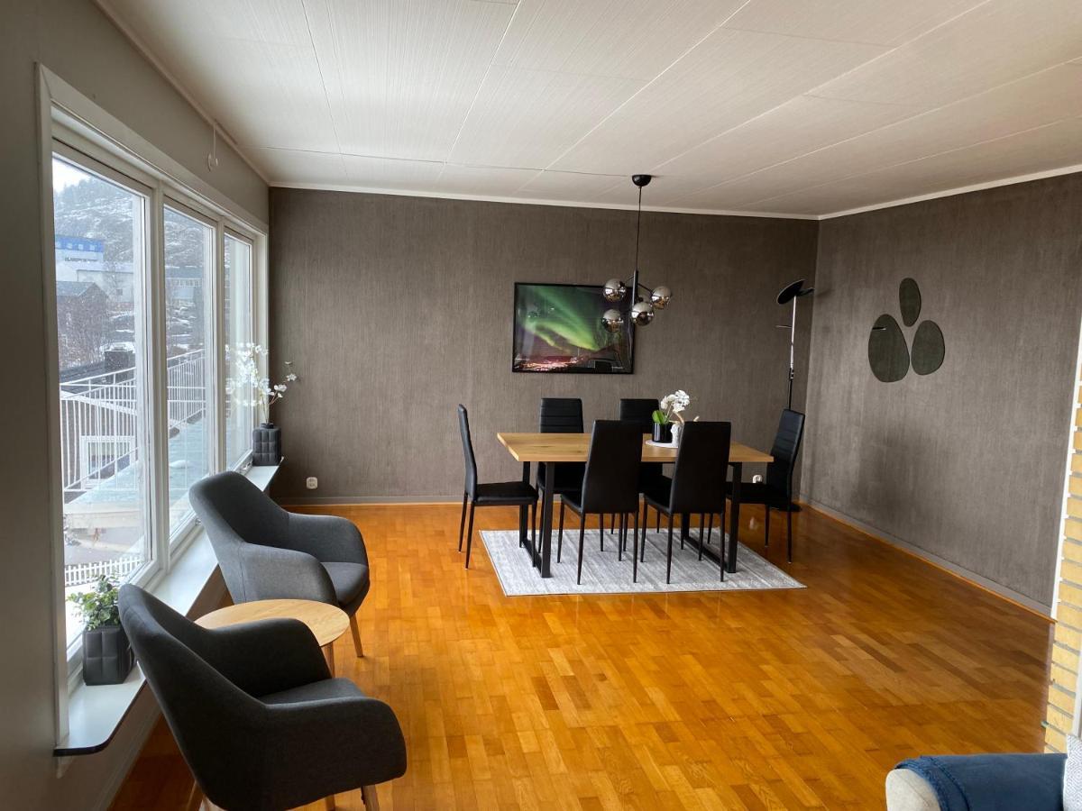 Big Central House, Free Parking, Wifi, 3 Bedrooms ナルヴィク エクステリア 写真